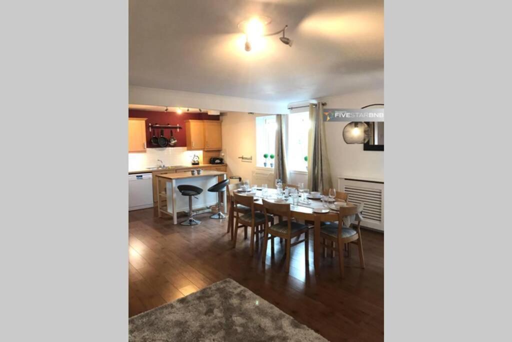 에든버러 Waterfront Living In Leith With Free Parking! 아파트 외부 사진