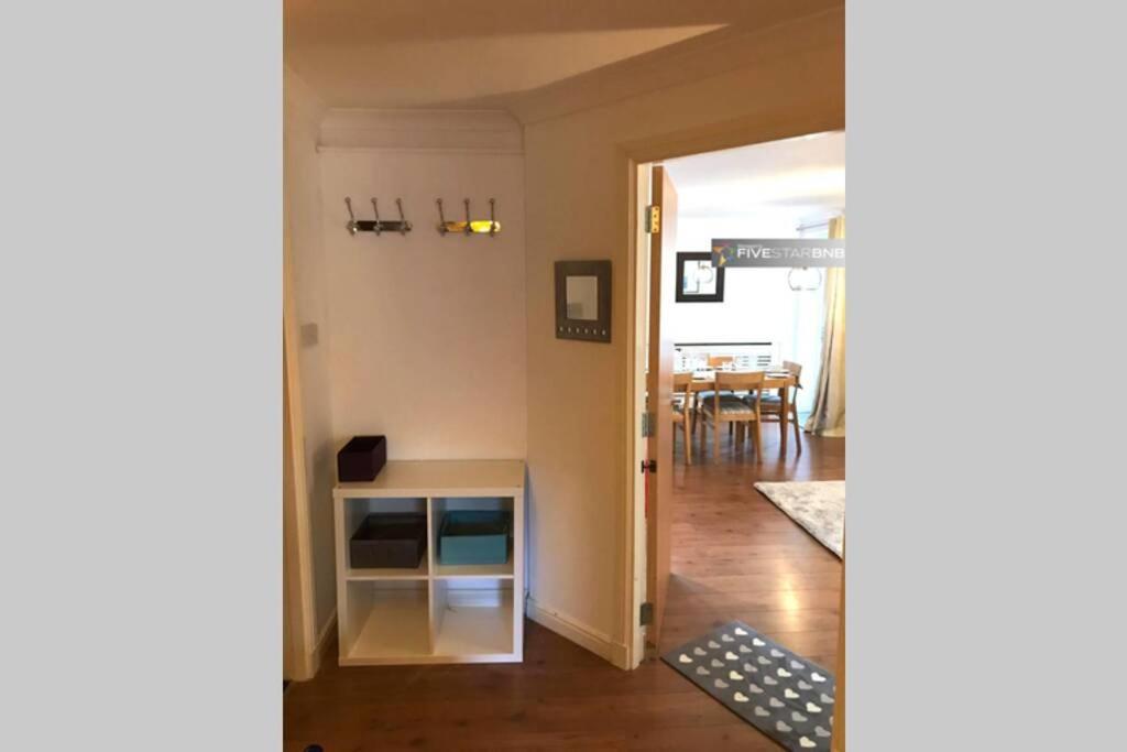 에든버러 Waterfront Living In Leith With Free Parking! 아파트 외부 사진