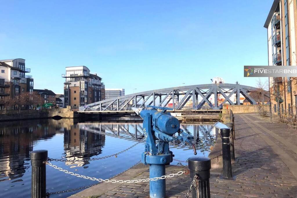 에든버러 Waterfront Living In Leith With Free Parking! 아파트 외부 사진
